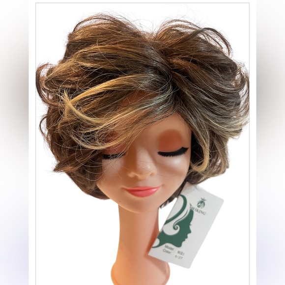 Swiking Short Pixie 4/27 Model 8021 Full Cap human hair blend - Picture 1 of 8